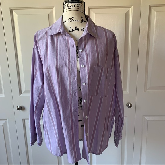 Urban outfitters oversized shirts - Picture 2 of 8